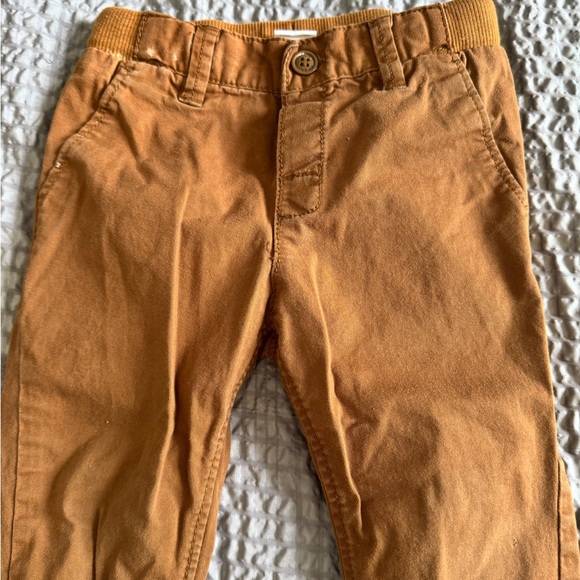 ⚠️H&M Khaki Pants⚠️ - Picture 2 of 2